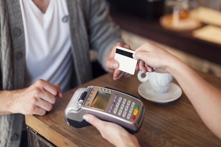 The Advantages of Accepting Credit Cards in Your Business