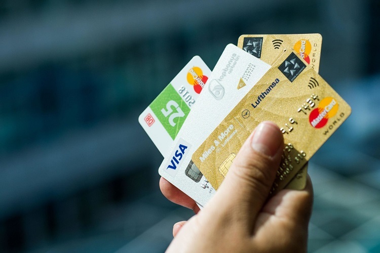Should You Start Getting Credit Cards For Bad Credit?