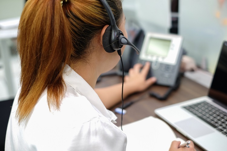 How A Professional Answering Service Can Help You Make More Money